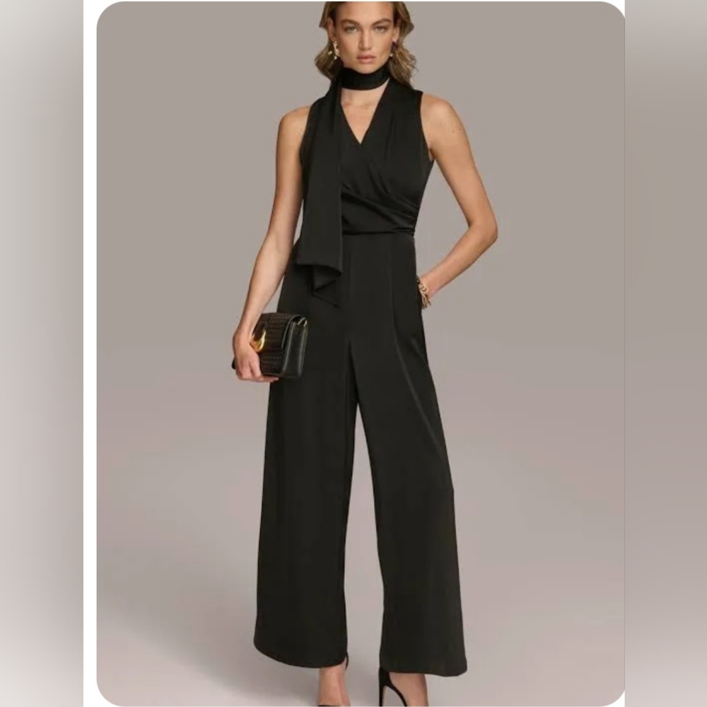 Women's clothing (635)